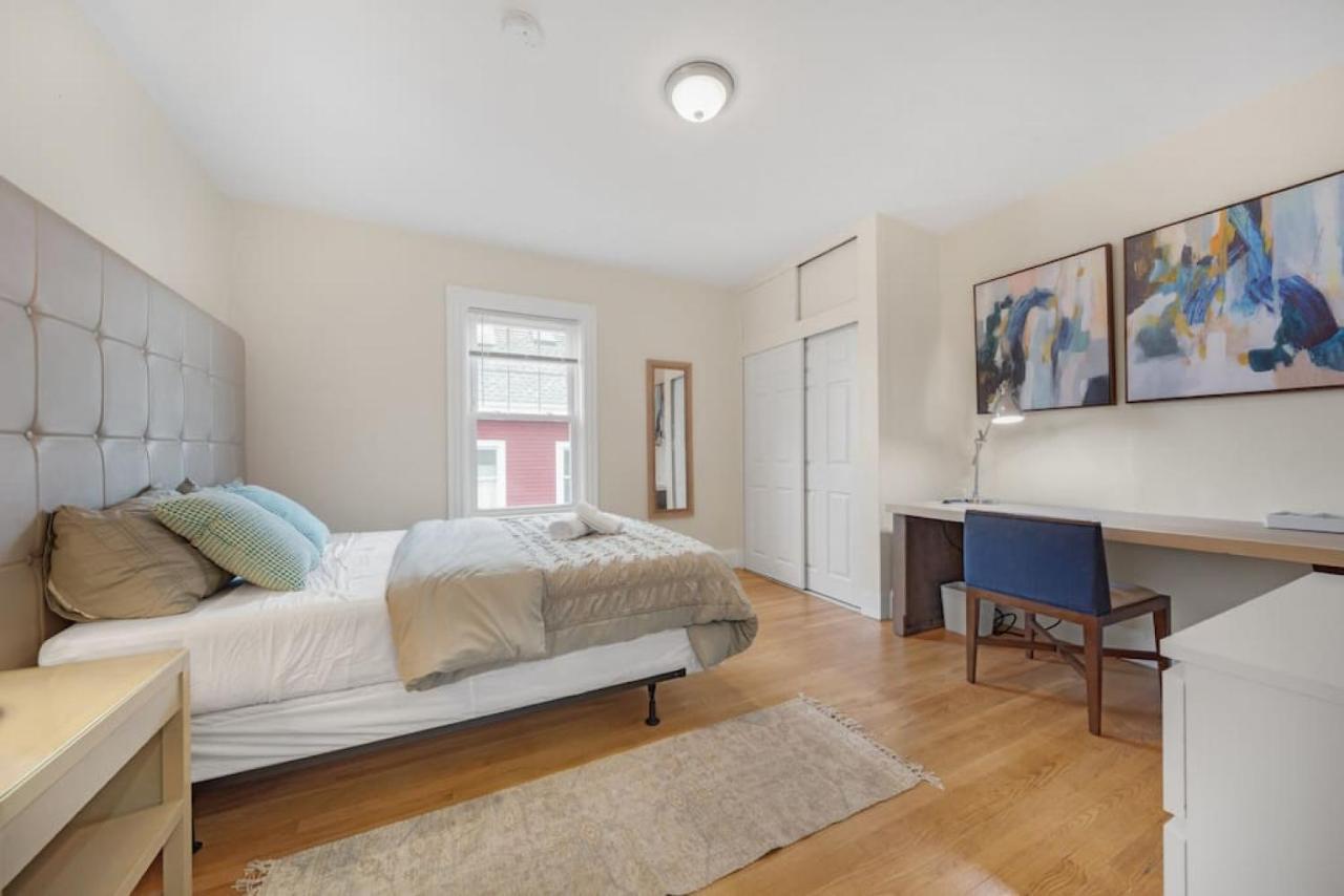 5Br 2Bh Bright & Spacious Apt In Brighton Boston Eksteriør billede